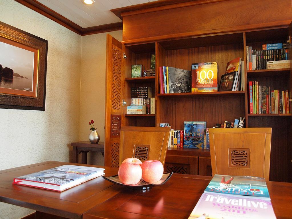 Paradise Peak Cruise Ha Long Esterno foto