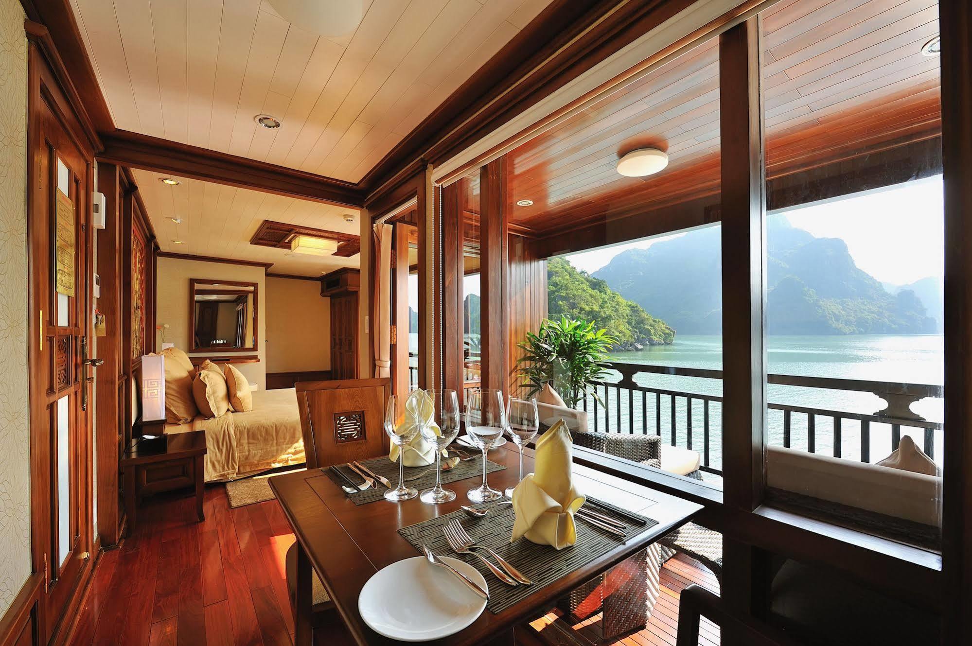 Paradise Peak Cruise Ha Long Esterno foto