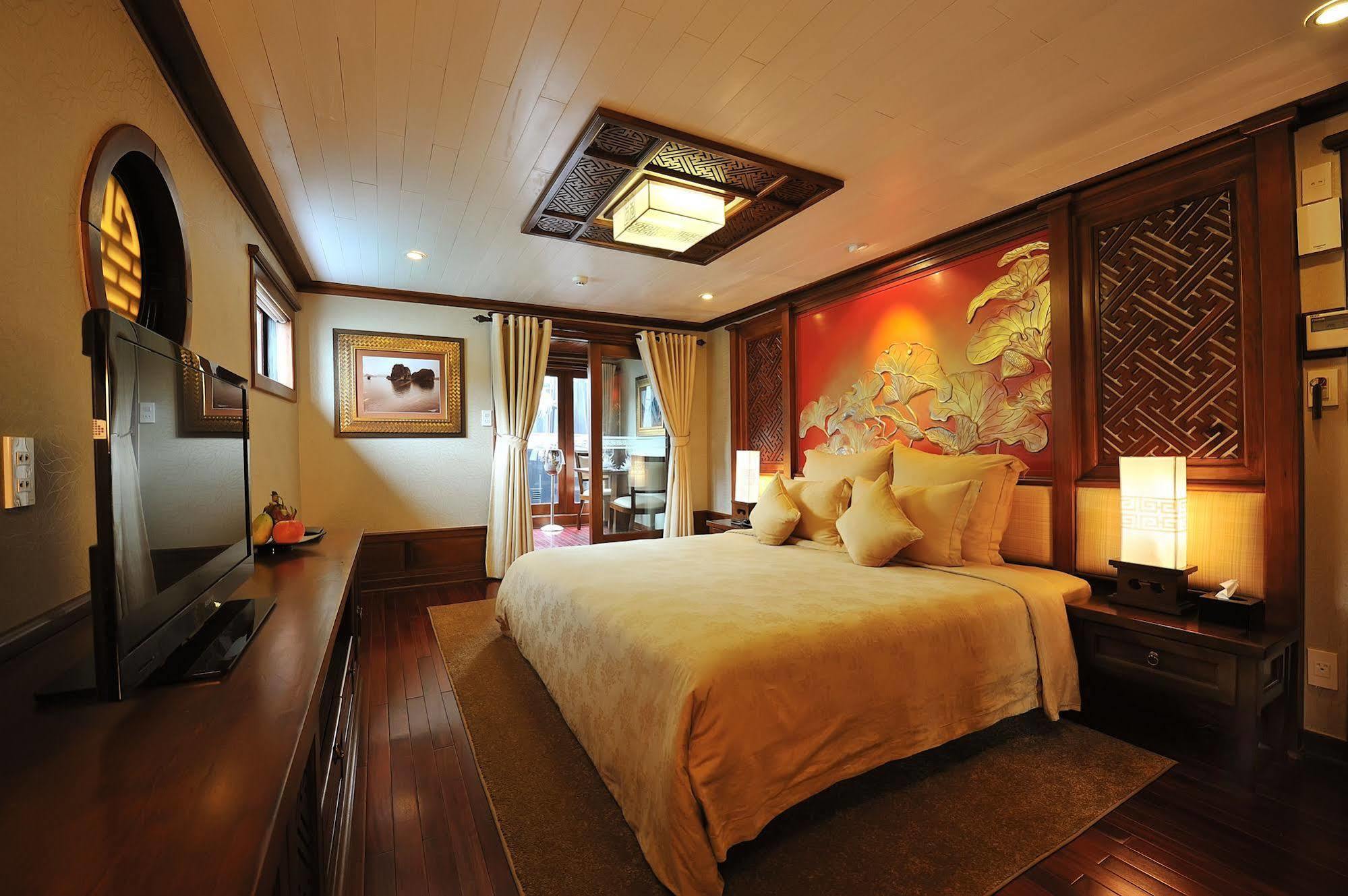 Paradise Peak Cruise Ha Long Esterno foto