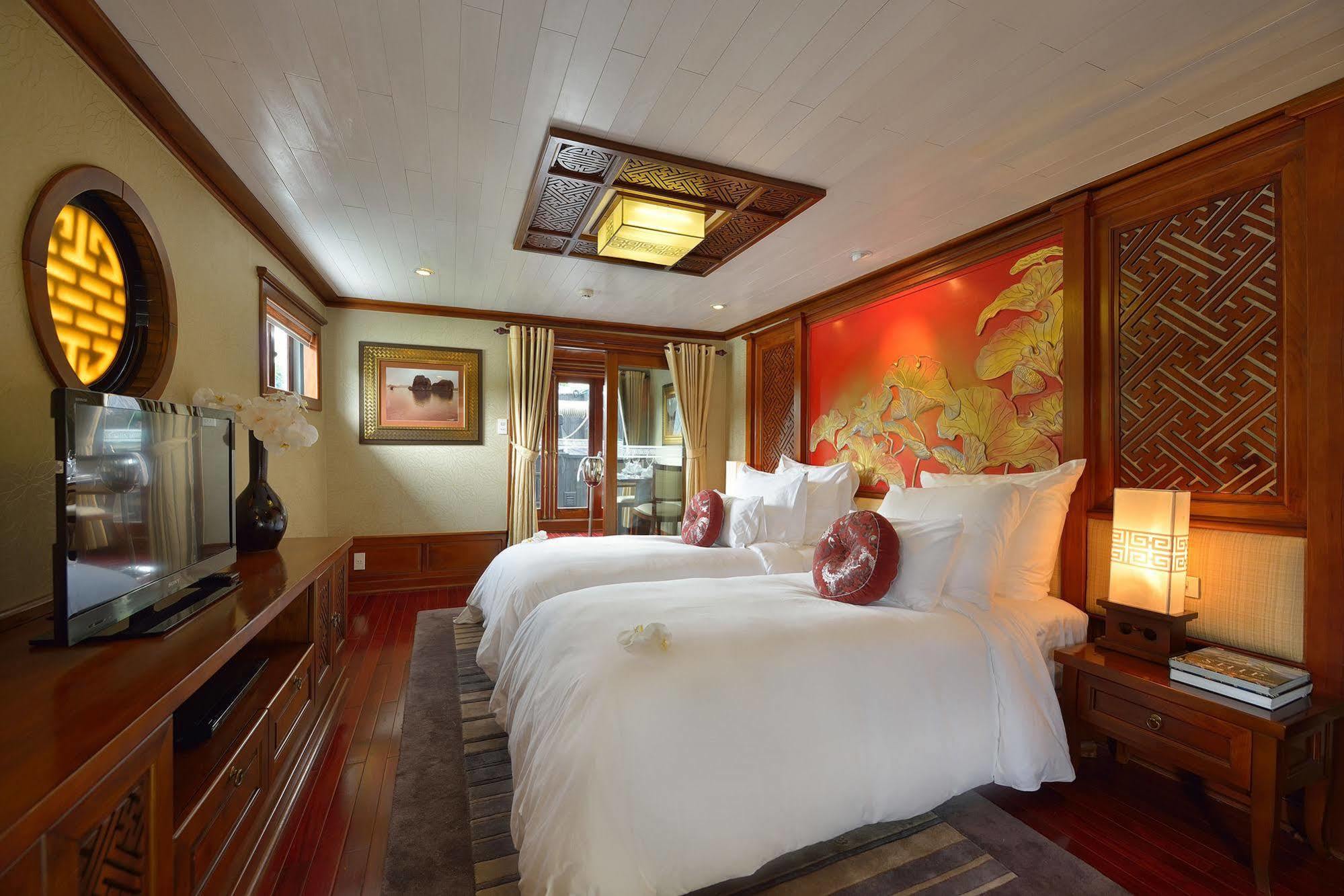 Paradise Peak Cruise Ha Long Esterno foto