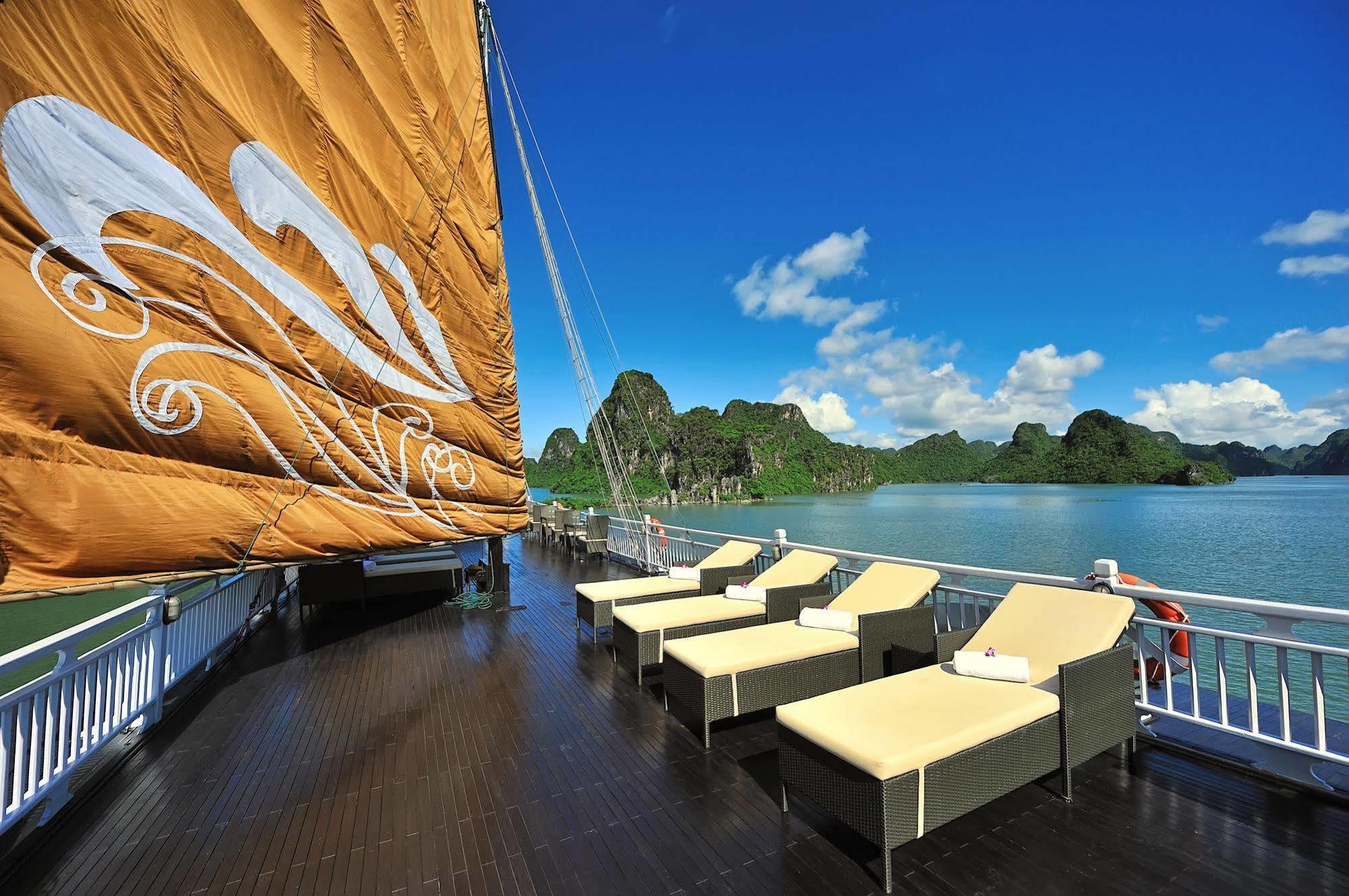 Paradise Peak Cruise Ha Long Esterno foto