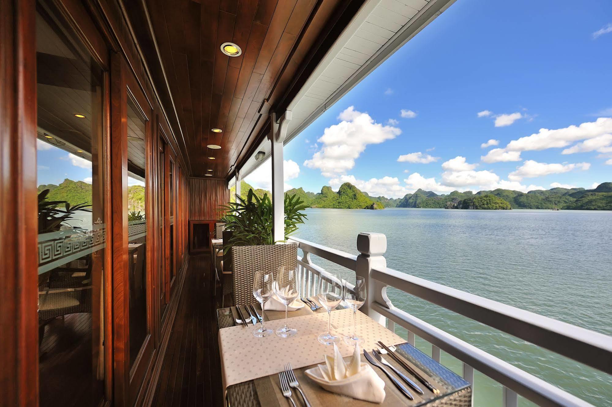 Paradise Peak Cruise Ha Long Esterno foto